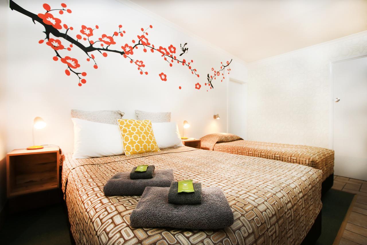 Central Motel Gin Gin Экстерьер фото